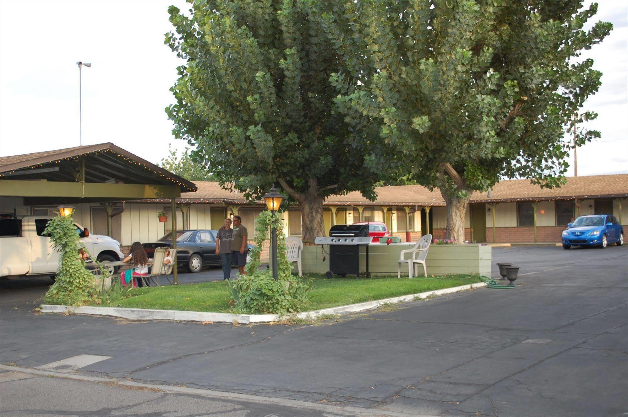 El Rancho Motel Bishop Εξωτερικό φωτογραφία